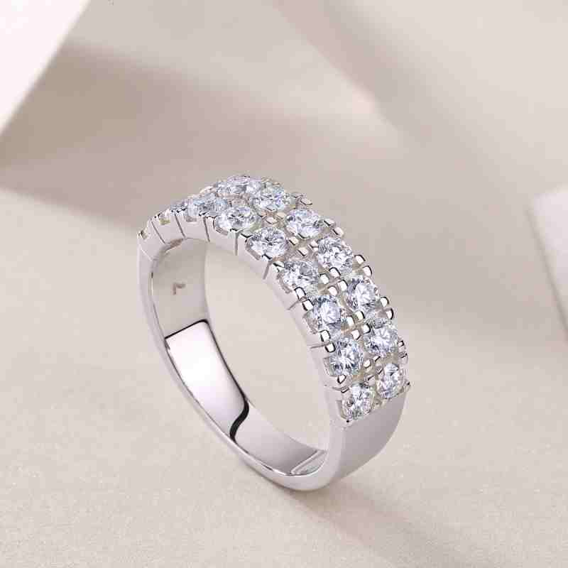 Jorrio handmade round cut double row sterling silver moissanite women's band ring